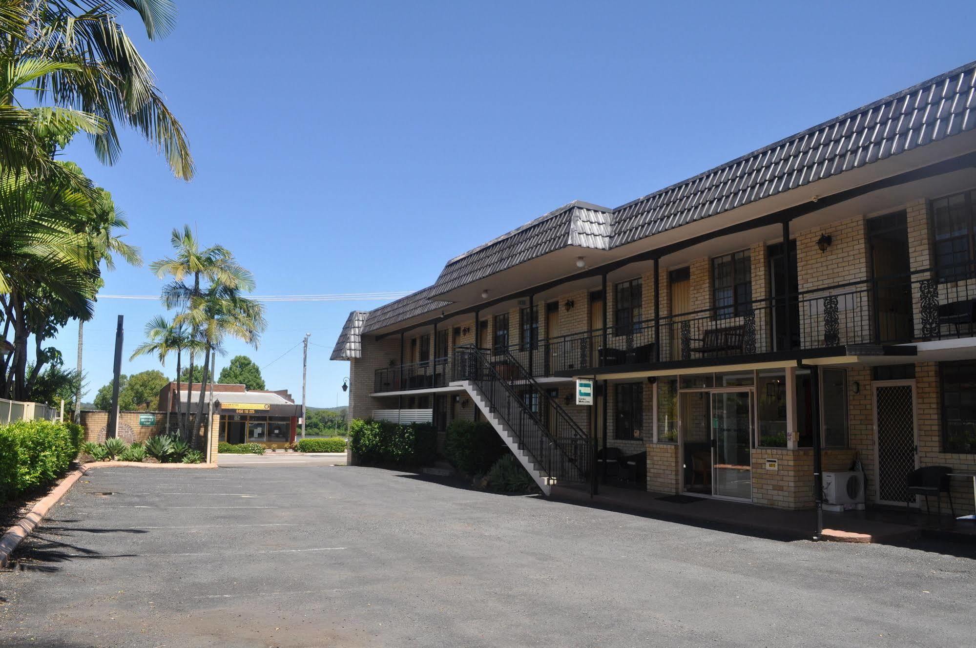 In Town Motor Inn Taree Exterior photo