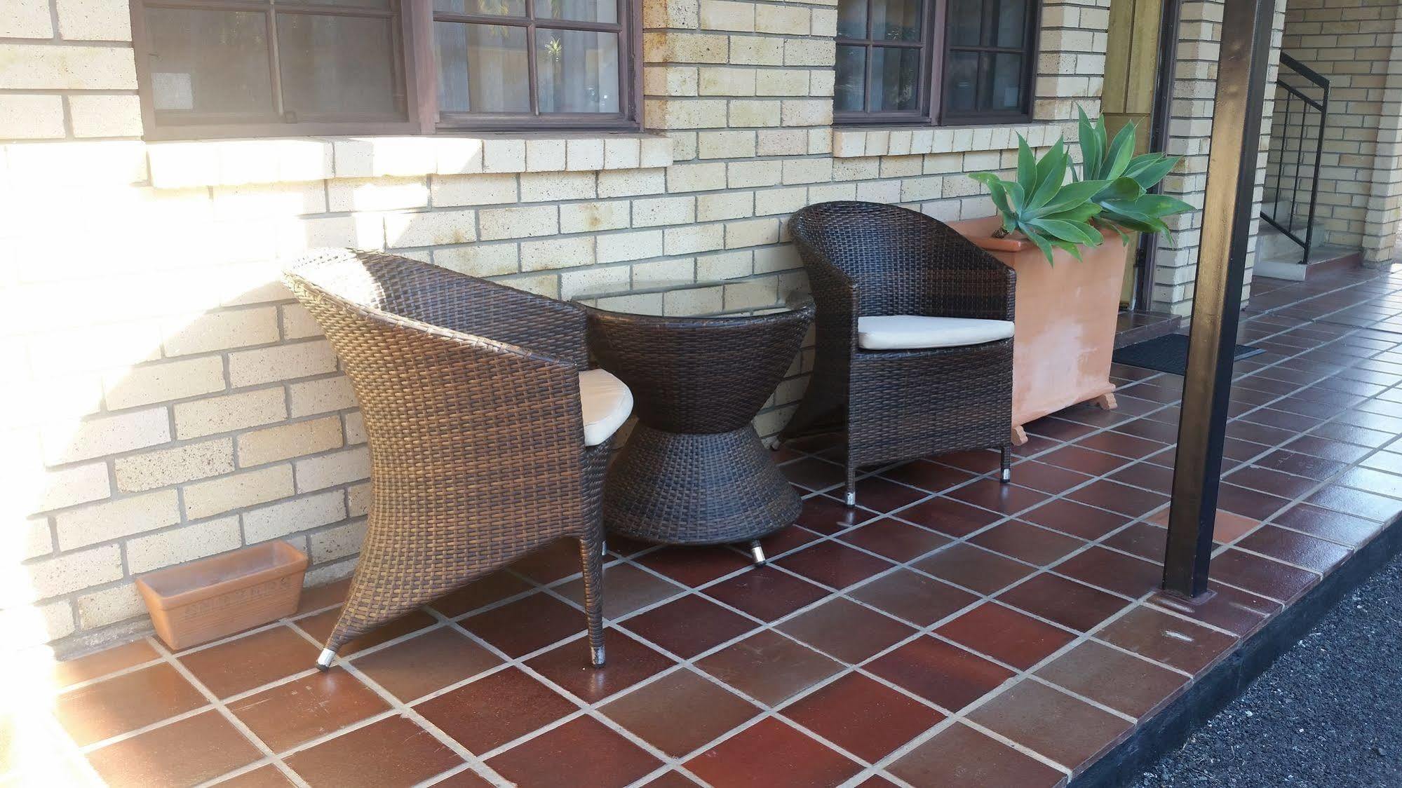 In Town Motor Inn Taree Exterior photo